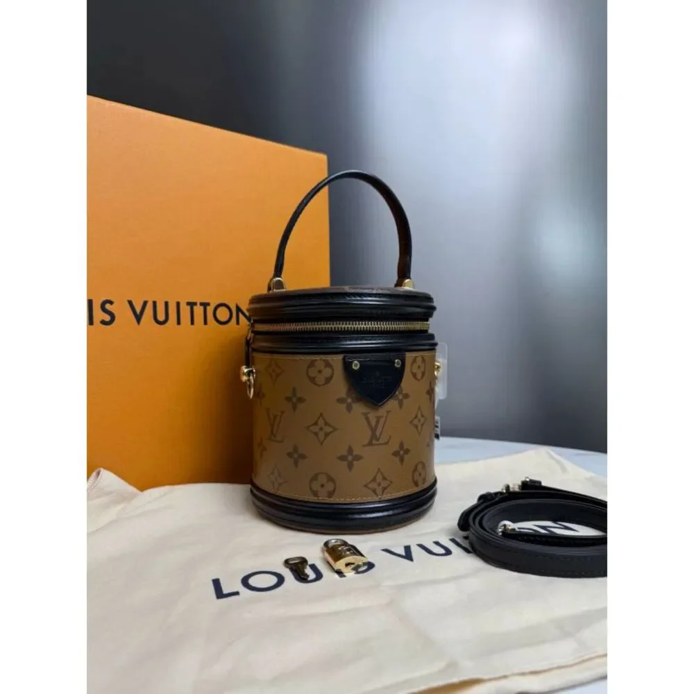 Louis Vuitton Women Pre-Loved Bag Very Good Condition